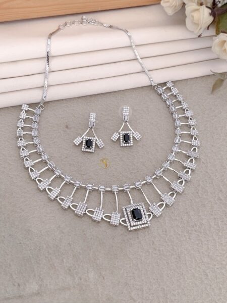 AD necklace set with blue stone
