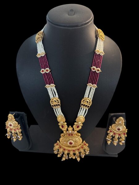 Antique gold necklace set with white and maroon beads