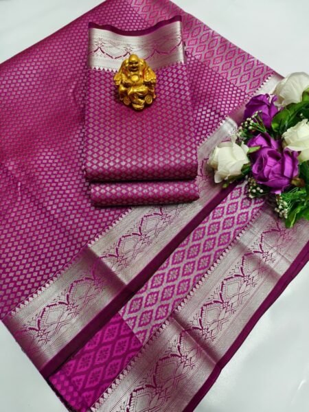 Wine colour Silver zari Kanchipuram handloom soft silk saree