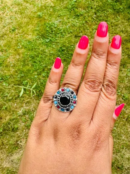 Multicoloured stone ring
