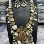 Mother of pearl necklace set