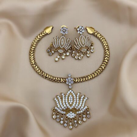 Antique Gold White Stone Lotus Necklace Set with Earrings