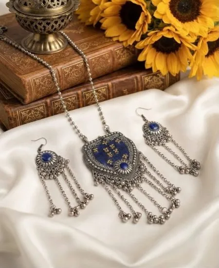 Blue Oxidized necklace and earrings